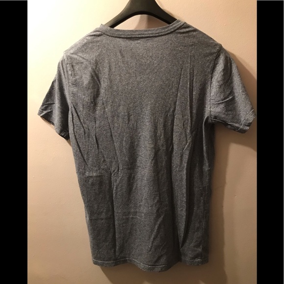 2  Mossimo V neck T shirt! Preowned in excellent condition - Picture 5 of 13
